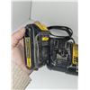 Image 4 : Dewalt 20V Drill, 2 Batteries & Charger