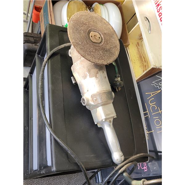 Heavy Duty 8 Inch Disc Grinder - Cannot see a make or model