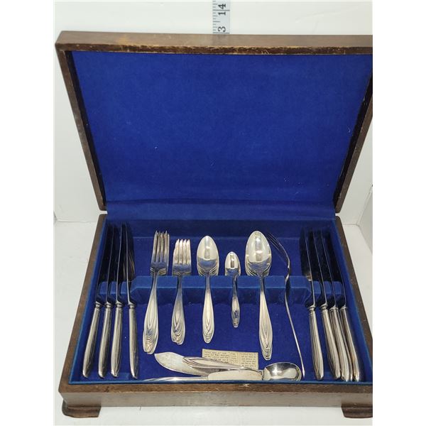 1847 Roger Bros Boxed Cutlery Set