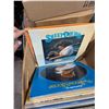 Image 8 : Records and cassettes