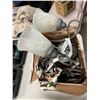 Image 1 : light fixtures