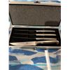 Image 2 : Steak knives
