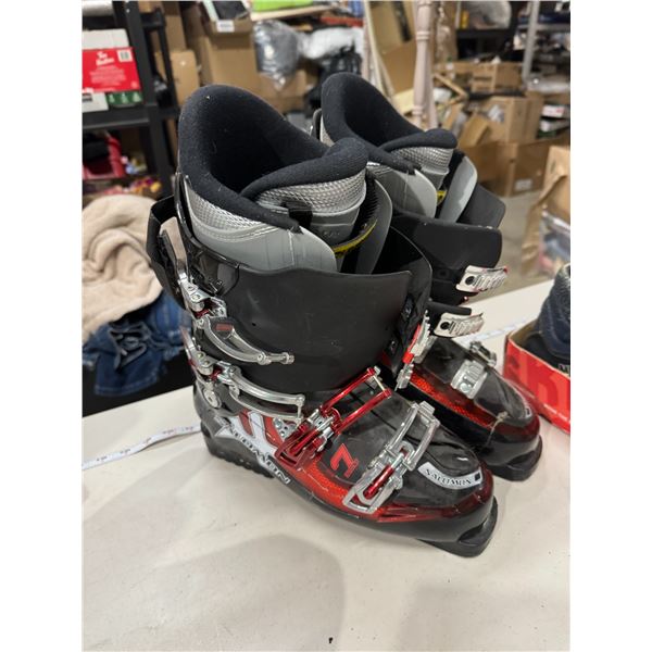 Salomon boots 28