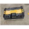 Image 2 : Dewalt tough system music