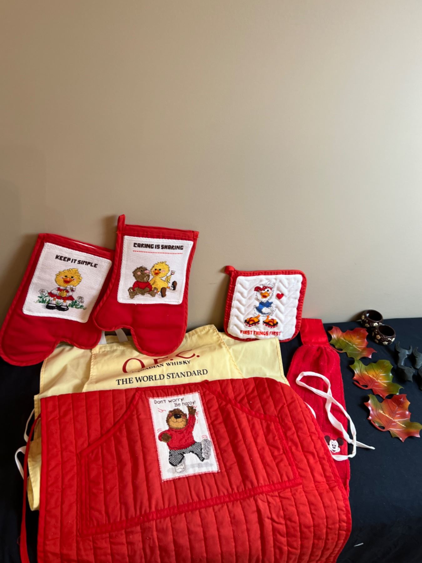 Assorted Kitchen Items - Sunrise Estate Services Ltd