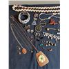 Image 2 : Assortment of Fashion Jewellery