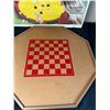 Image 2 : Double Sides Crokinole/Checkers Table