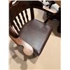 Image 2 : Octagon Wooden Table With 4 Chairs