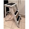 Image 2 : Step Stool