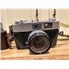 Image 2 : Vintage Camera Lot