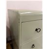 Image 2 : 4 drawer wood dresser