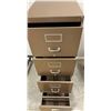 Image 2 : 4 Drawer Filing Cabinet with Key