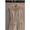 Image 4 : *Wedding Dress - Size 12
