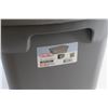 Image 4 : *Sterlite 10 Gal Plastic Tote with Lid