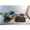 Image 1 : Vintage Enamel Bowls, Baking Molds and Misc.