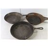 Image 2 : (3) Vintage Frying Pans