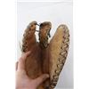 Image 3 : (2) Vintage Baseball Gloves