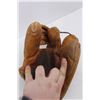 Image 5 : (2) Vintage Baseball Gloves