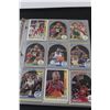 Image 3 : Binder of Various Cards: Hockey, Marvel Comics, Basketball, Football