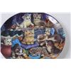 Image 3 : Bradford Exchange "Frisky Business" 8" Diameter Display Plate