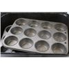 Image 3 : Roaster, (2) Muffin Tins, Baking Pie Plate, Collector Tins, Misc.