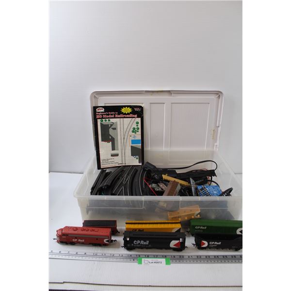 Model Train Kit Set in Storage Tote - As Is