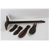 Image 2 : Antique Cast Iron Cobbler Stand w/ Cobbler Shoes