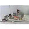 Image 1 : Kitchen Lot- Mug, Water Bottle, Misc.