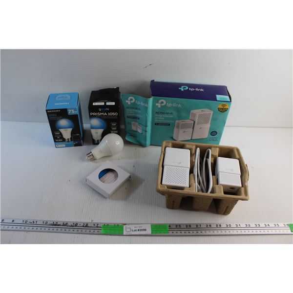 Tp Link Wi Fi Range Extender and Smart Wi-Fi Light Bulbs - As Is