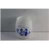 Image 2 : Milk Glass Cookie Jar - No Lid