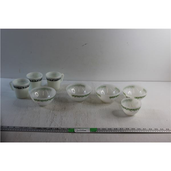 Termo Ray Milk Glass Bowls, Mugs and Tea Cup