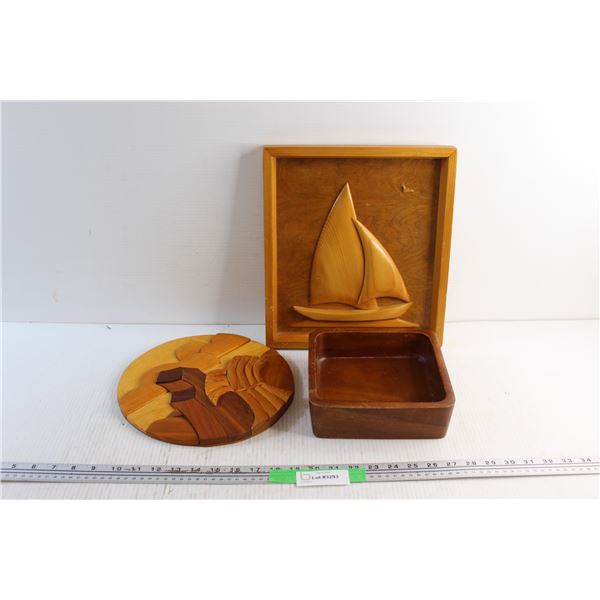 Wooden Decor and Bowl