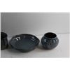 Image 2 : Pottery Dishes