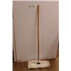 Image 1 : *Floor Mop