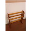 Image 2 : *Vintage Wooden Blanket Rack, 31.5'' x 10'' x 34''