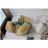 Image 5 : (11) Stuffies - Bird, Dog, Bear, etc.