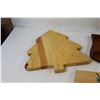 Image 2 : (2) Cutting Boards, Decorative Spoon Holder, Plaque