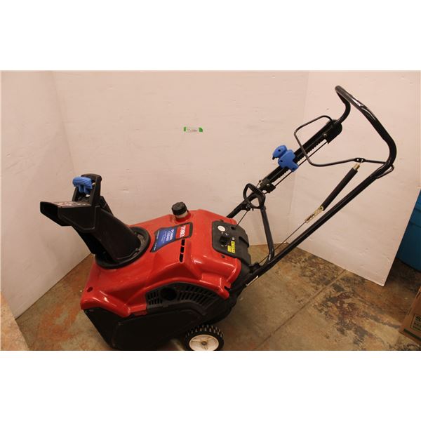 *Toro Power Clear Gas Snow Blower - Missing Rubber Primer Button, Runs Good