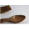 Image 3 : Carved Wood Spoon and Fork Decor