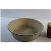 Image 3 : Enamel Bowl and (2) Vintage Tobacco Tins