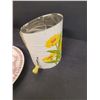 Image 3 : Thermos, Flour Sifter, Montana Plate