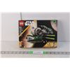 Image 1 : Star Wars Lego Yoda's Jedi Starfighter Toy NIB