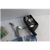 Image 2 : Spring Hinges, Screws, Thumb Latch and Latch
