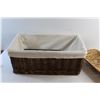 Image 2 : Wicker Basket 21'' x 7'' and Tray