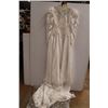 Image 1 : * Wedding Dress - Size 10
