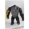 Image 4 : Hulk Toy, (2) King Kong Toys