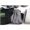 Image 6 : Shorts, Sweatpants, T Shirt and Winter High Boots - Size 3