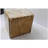 Image 4 : Sunland Biscuit Co. Ltd Wood Box w/ Northwest Metal Lid - 10" x 9" x 9"