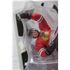 Image 7 : Jonathan Toews #19 NHL Premium Edition Hockey Figure - Sealed