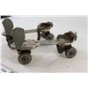 Image 2 : Vintage Metal Roller Skates